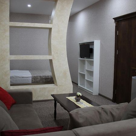 Liel Hotell Tbilisi Eksteriør bilde