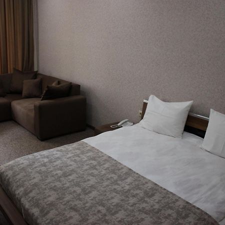 Liel Hotell Tbilisi Eksteriør bilde