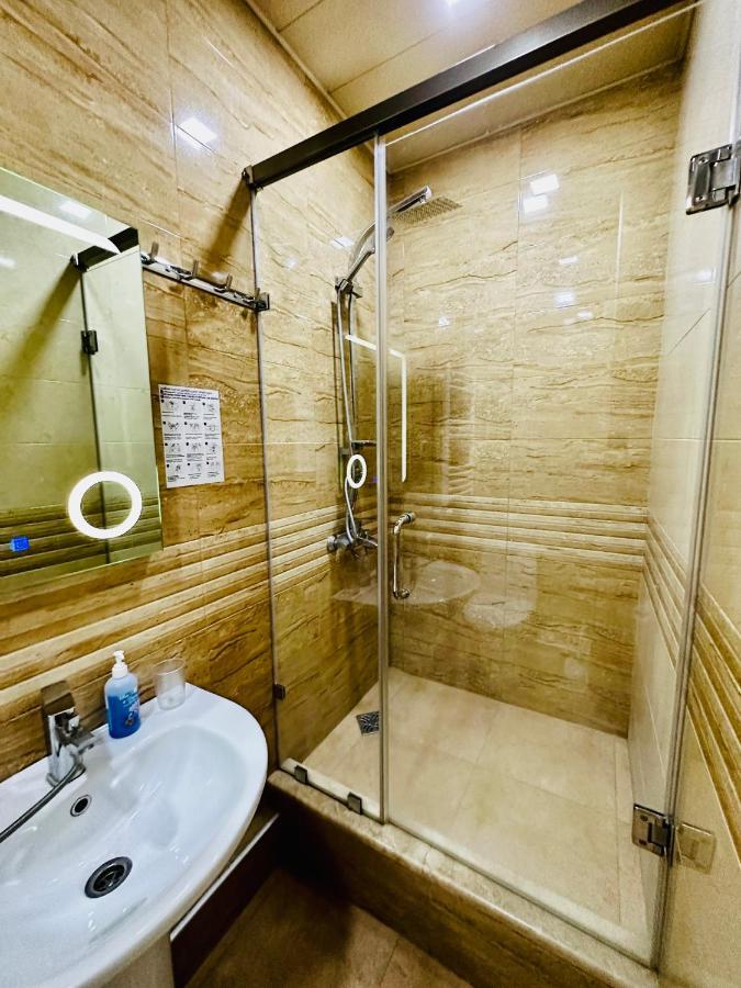 Liel Hotell Tbilisi Eksteriør bilde