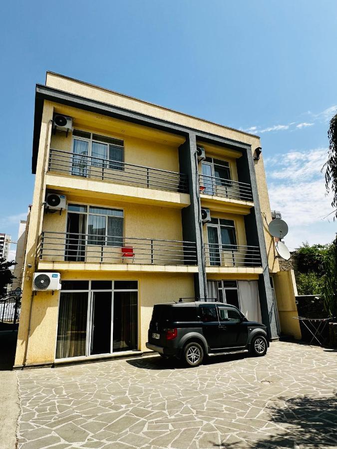Liel Hotell Tbilisi Eksteriør bilde