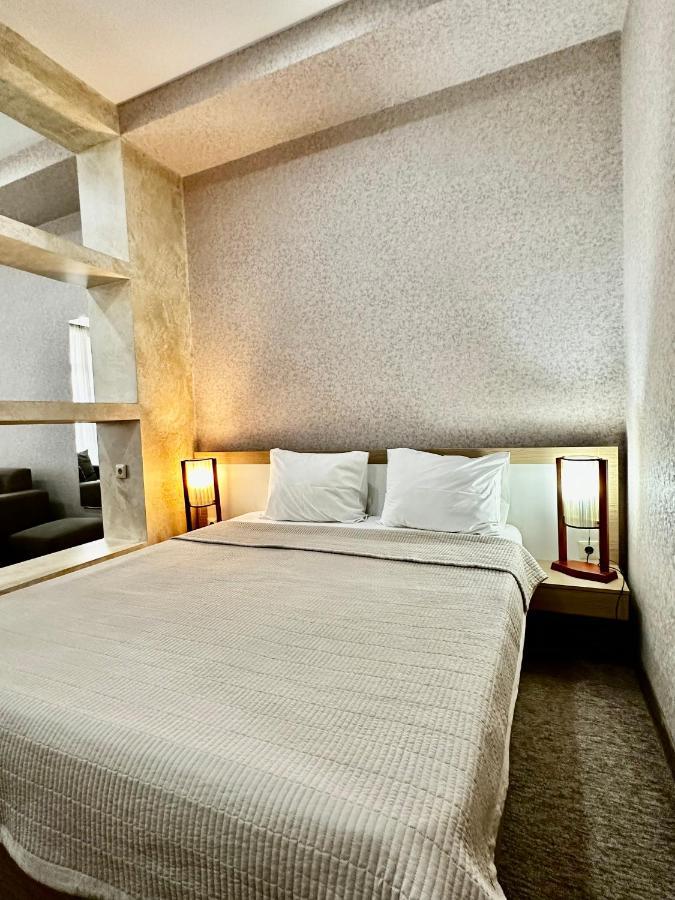 Liel Hotell Tbilisi Eksteriør bilde